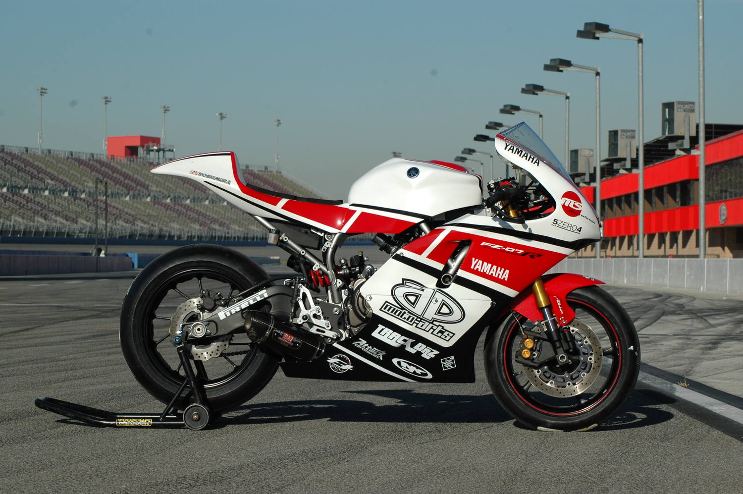 YAMAHA YZF R9 e R7– Potencial para desenvolvimento de Novas Desportivas