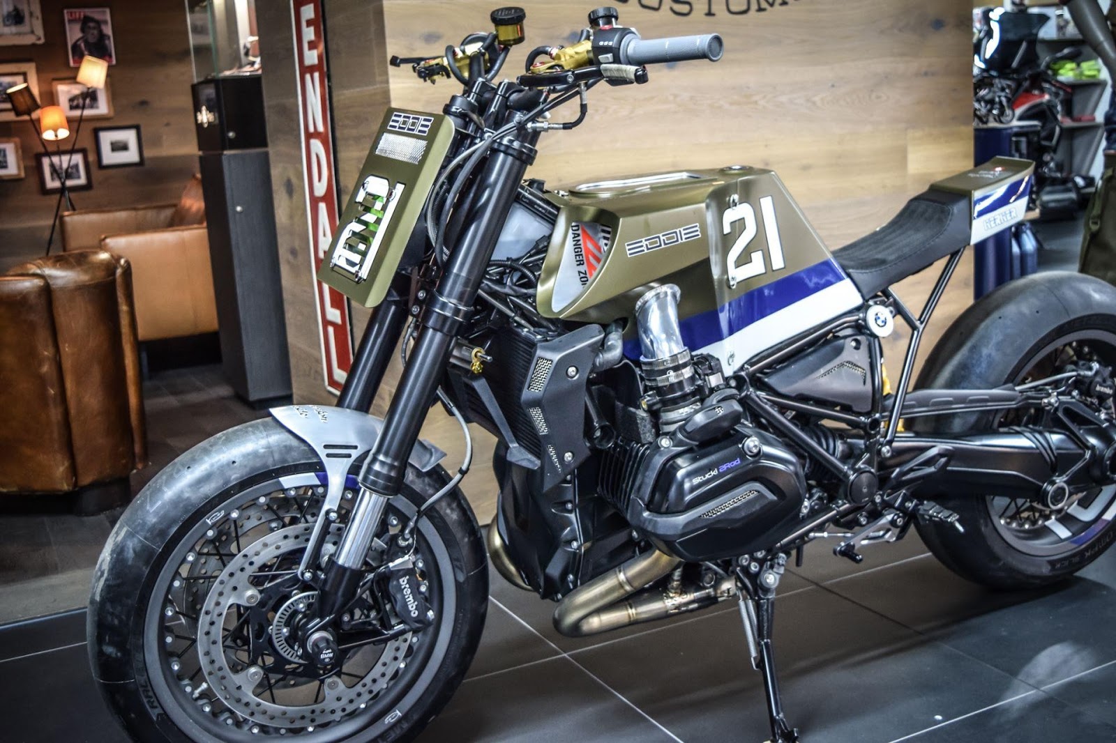 EDDIE21 – uma BMW R1200R preparada pela VTR Customs