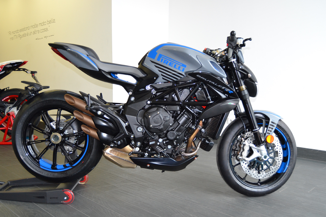 MV AGUSTA Brutale 800 RR Pirelli – Versão Exclusiva Celebra Parceria de Sucesso