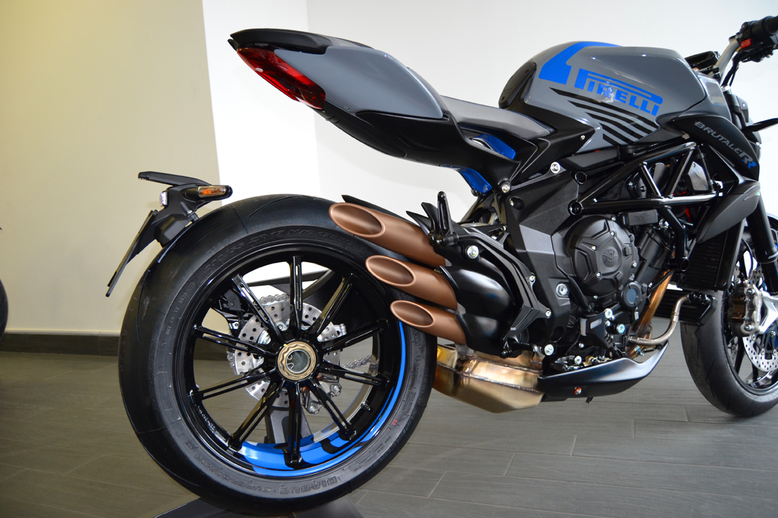 MV AGUSTA Brutale 800 RR Pirelli – Versão Exclusiva Celebra Parceria de Sucesso