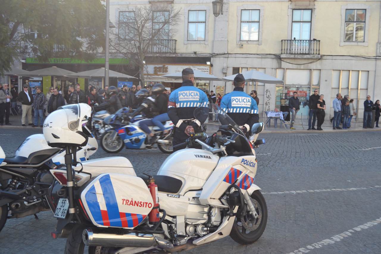 Manifestação de milhares de motociclistas no Rossio contra as medidas do Governo.