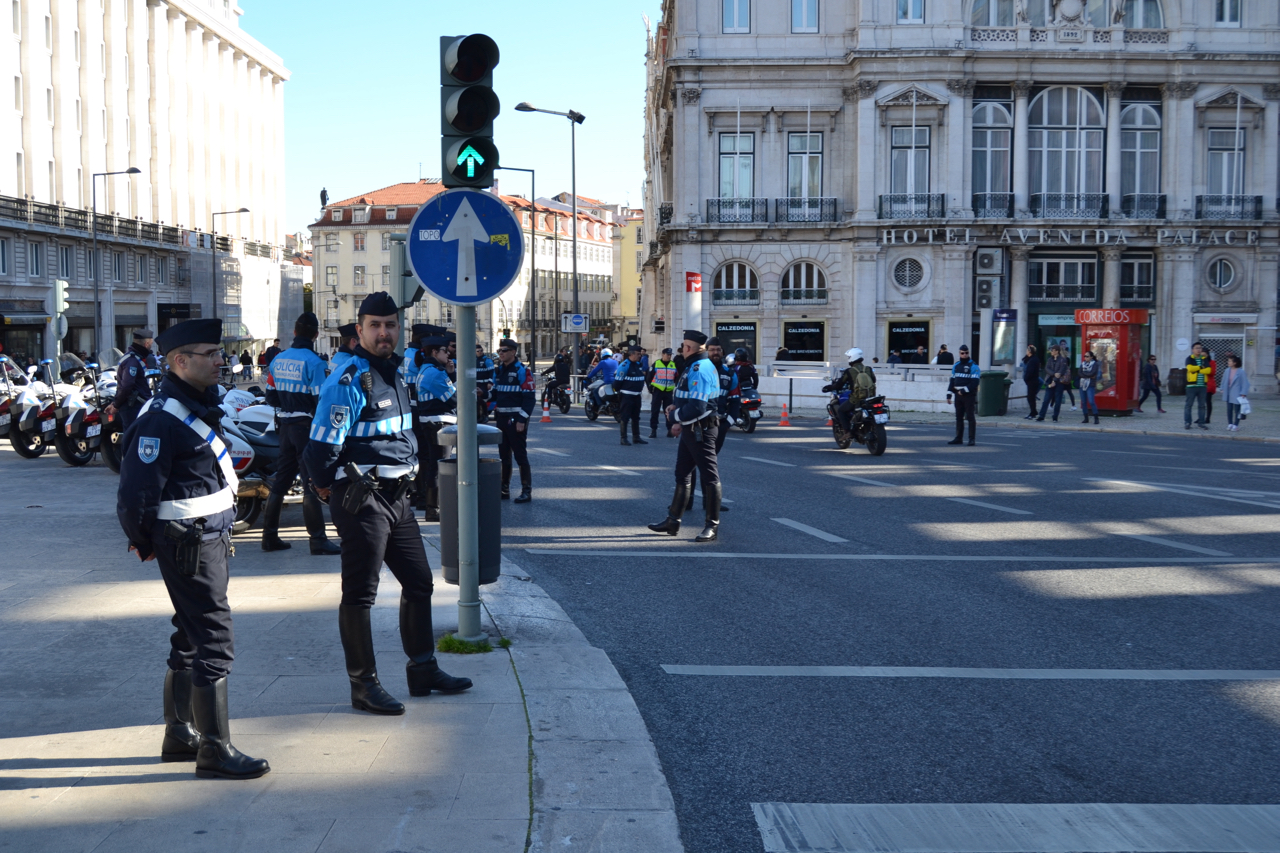 Manifestação de milhares de motociclistas no Rossio contra as medidas do Governo.