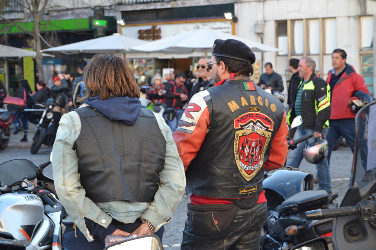 Manifestação de milhares de motociclistas no Rossio contra as medidas do Governo.