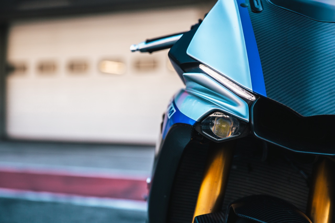 Ensaio Yamaha R1M 2018 no Circuito de Portimão