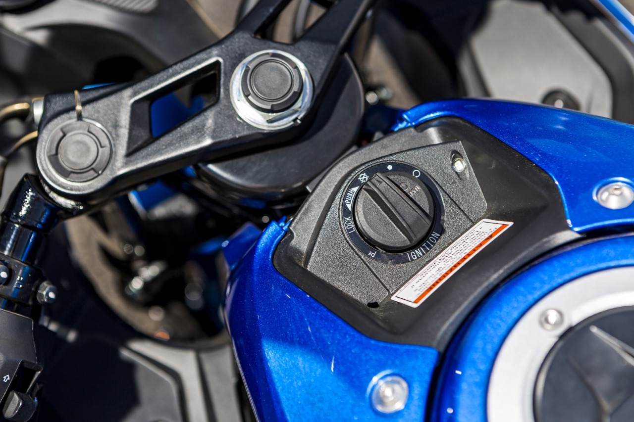 SUZUKI ATACA FORTE NO SEGMENTO DAS 125 NAKED E DESPORTIVAS – Ensaios GSX-R125 e GSX-S125