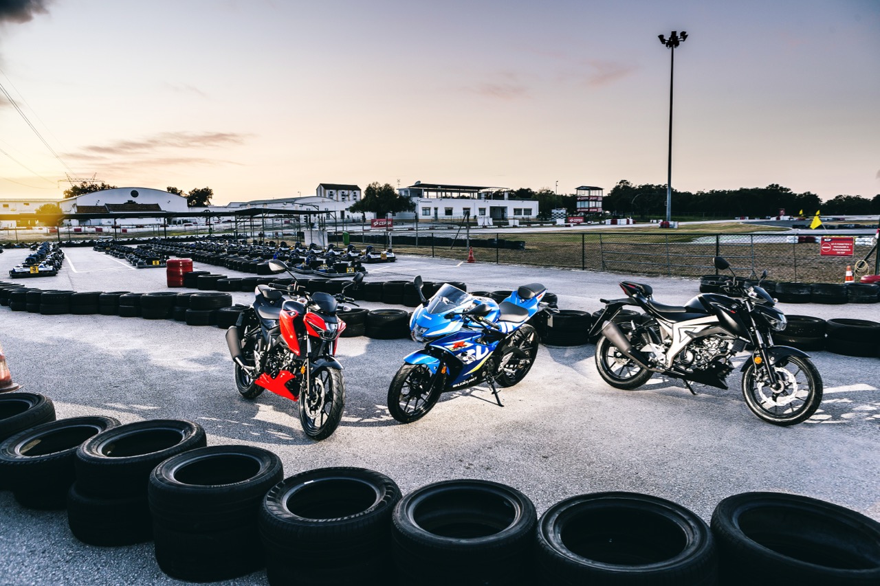 SUZUKI ATACA FORTE NO SEGMENTO DAS 125 NAKED E DESPORTIVAS – Ensaios GSX-R125 e GSX-S125