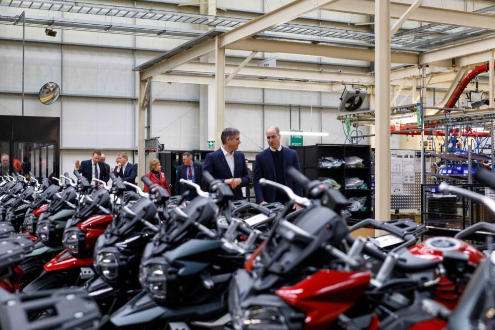 Triumph recebeu visita do Duque de Cambridge