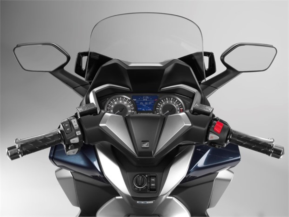 Honda Forza 300