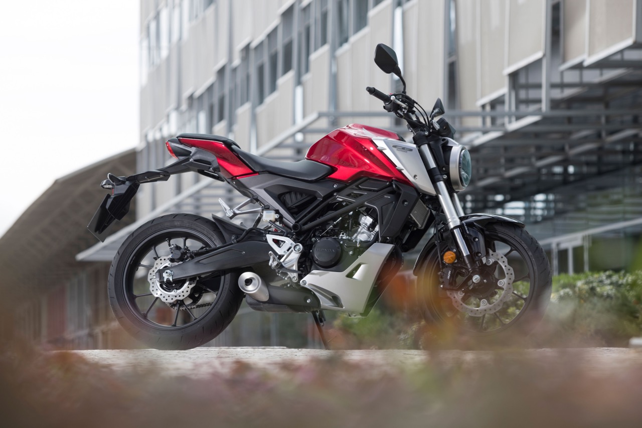 ENSAIO HONDA CB125R de 2018 – Uma Café Racer ao estilo “Neo Sports”