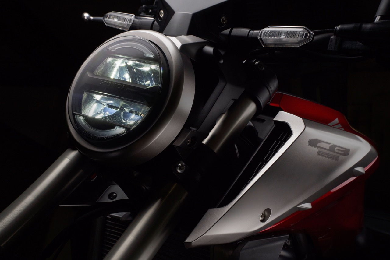 ENSAIO HONDA CB125R de 2018 – Uma Café Racer ao estilo “Neo Sports”