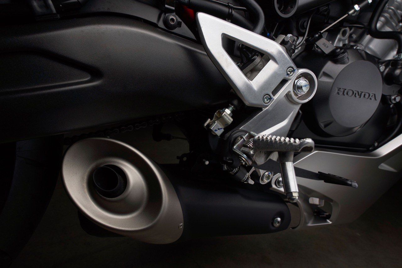 ENSAIO HONDA CB125R de 2018 – Uma Café Racer ao estilo “Neo Sports”