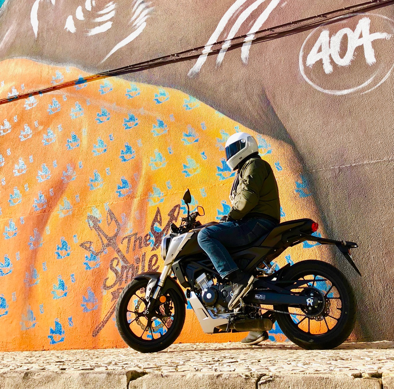 ENSAIO HONDA CB125R de 2018 – Uma Café Racer ao estilo “Neo Sports”