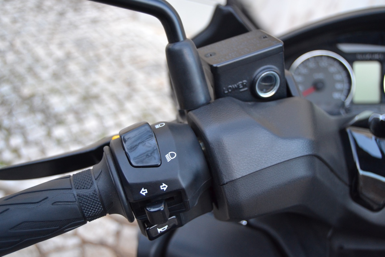 Ensaio Suzuki Burgman 400 – Verdadeira “Urban Queen” a reinar desde 1998