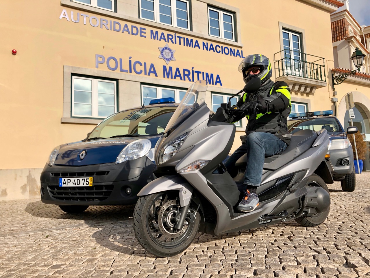 Ensaio Suzuki Burgman 400 – Verdadeira “Urban Queen” a reinar desde 1998