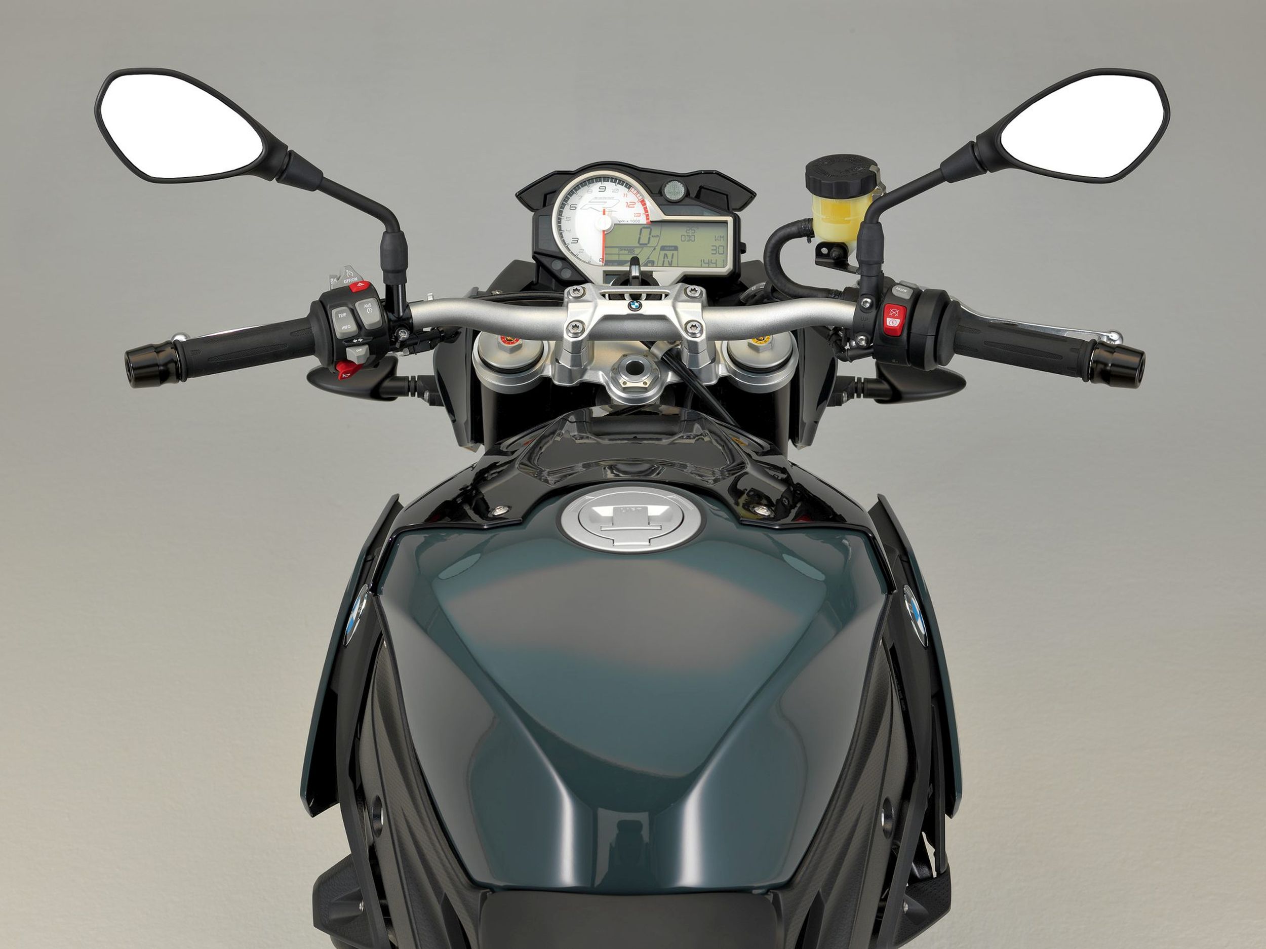 Ensaio BMW S 1000 R – Prova no Circuito do Estoril que não teme nenhuma RR