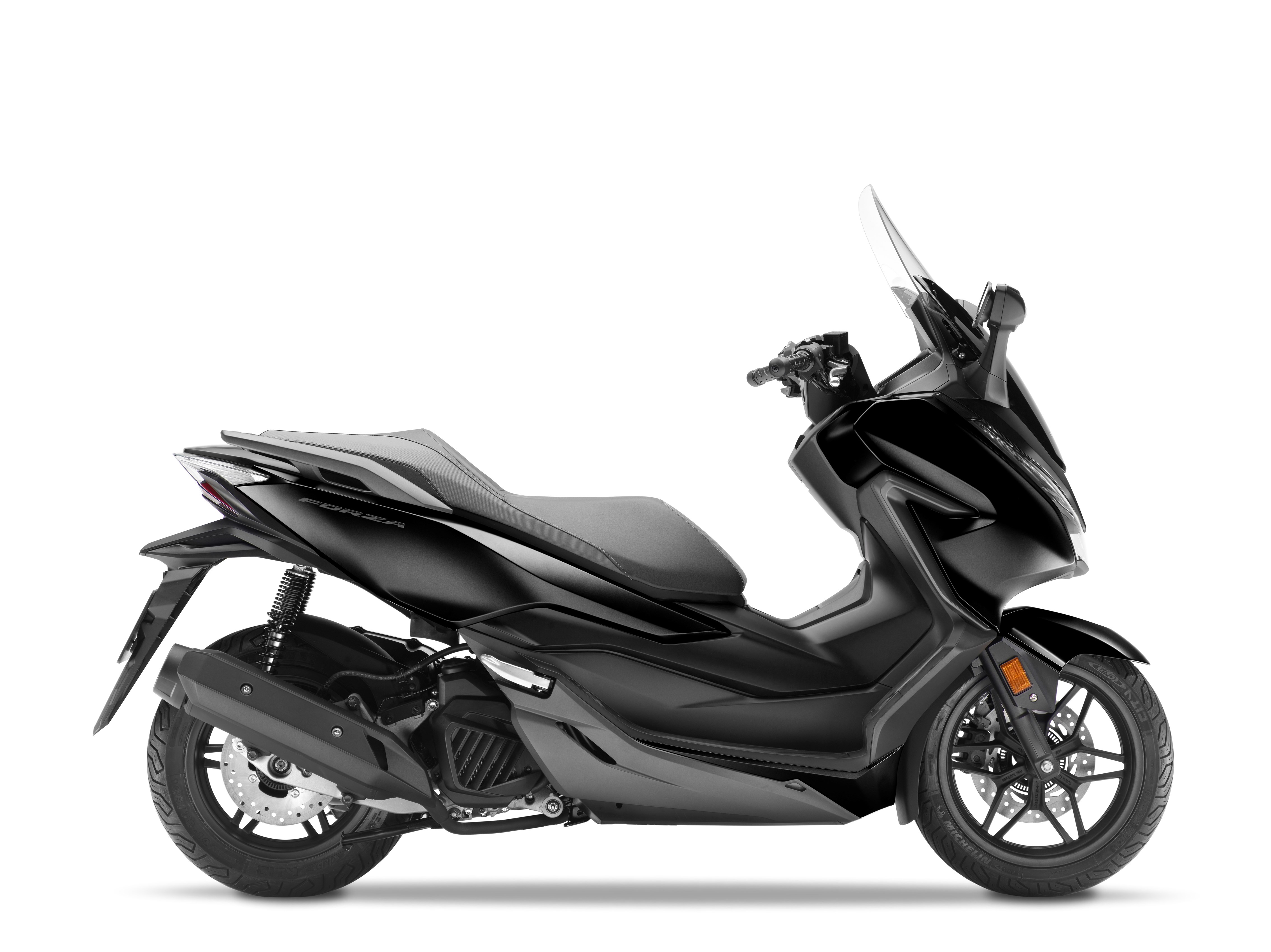 Honda Forza 125 – Renovação da scooter 125 mais desportiva da marca