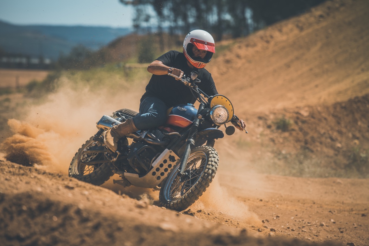 CAPACETE NEXX X.G200 – NOSTALGIA COM UM TOQUE DE CLASSE
