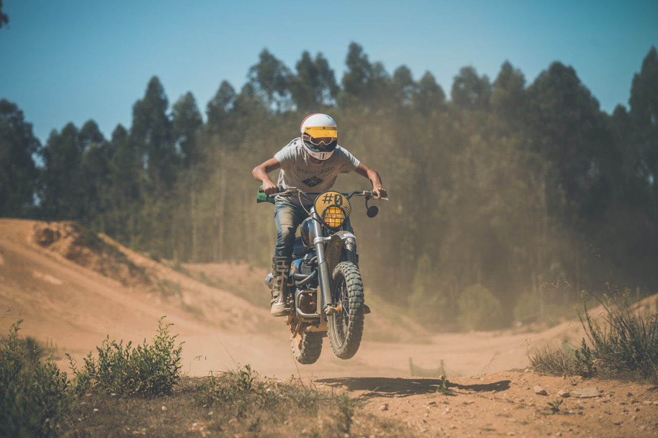 CAPACETE NEXX X.G200 – NOSTALGIA COM UM TOQUE DE CLASSE