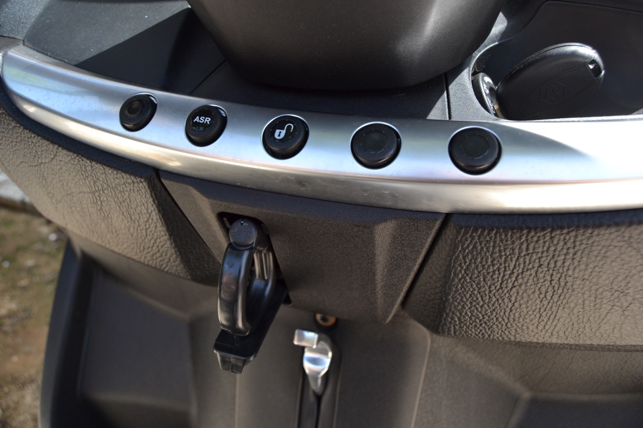 Ensaio PIAGGIO MP3/ 500 LT/ABS – Um “Cruzador” de 3 Rodas