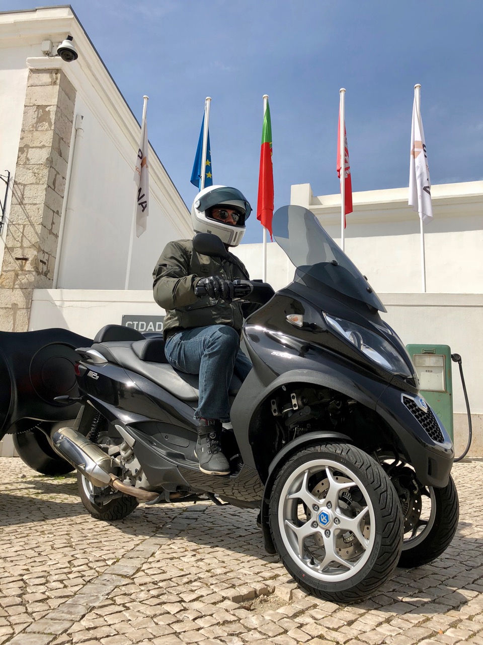 Ensaio PIAGGIO MP3/ 500 LT/ABS – Um “Cruzador” de 3 Rodas