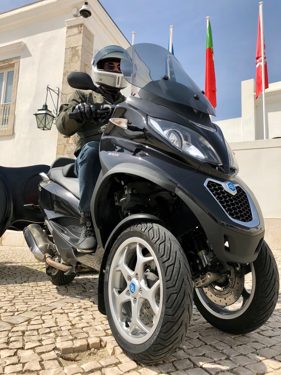 Ensaio PIAGGIO MP3/ 500 LT/ABS – Um “Cruzador” de 3 Rodas