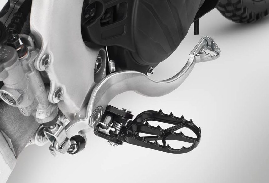 HONDA CRF450L – Uma Verdadeira “Dual Purpose”
