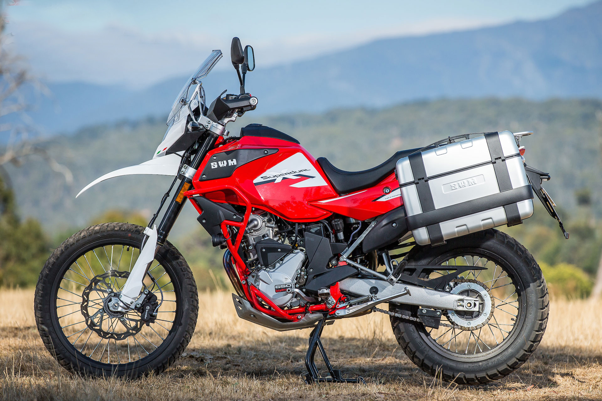 SWM Superdual 650 – Versões T de 19″ e X de 21″