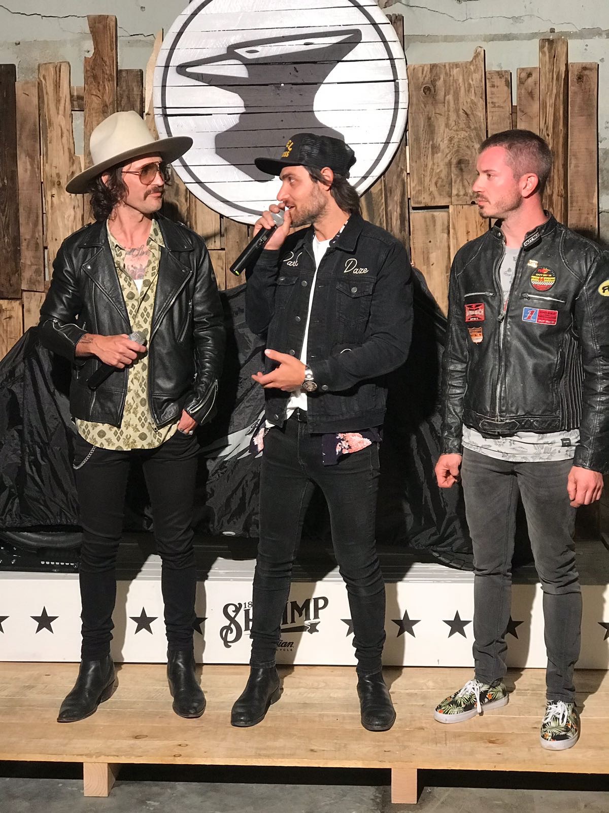 O Atelier Anvil Motociclette apresentou uma deslumbrante Flat Tacker no festival Wheels & Waves