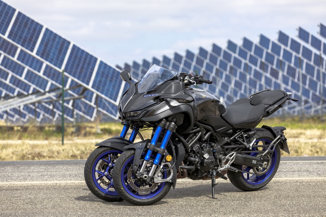 Ensaio Yamaha NIKEN – “Riding the Revolution”