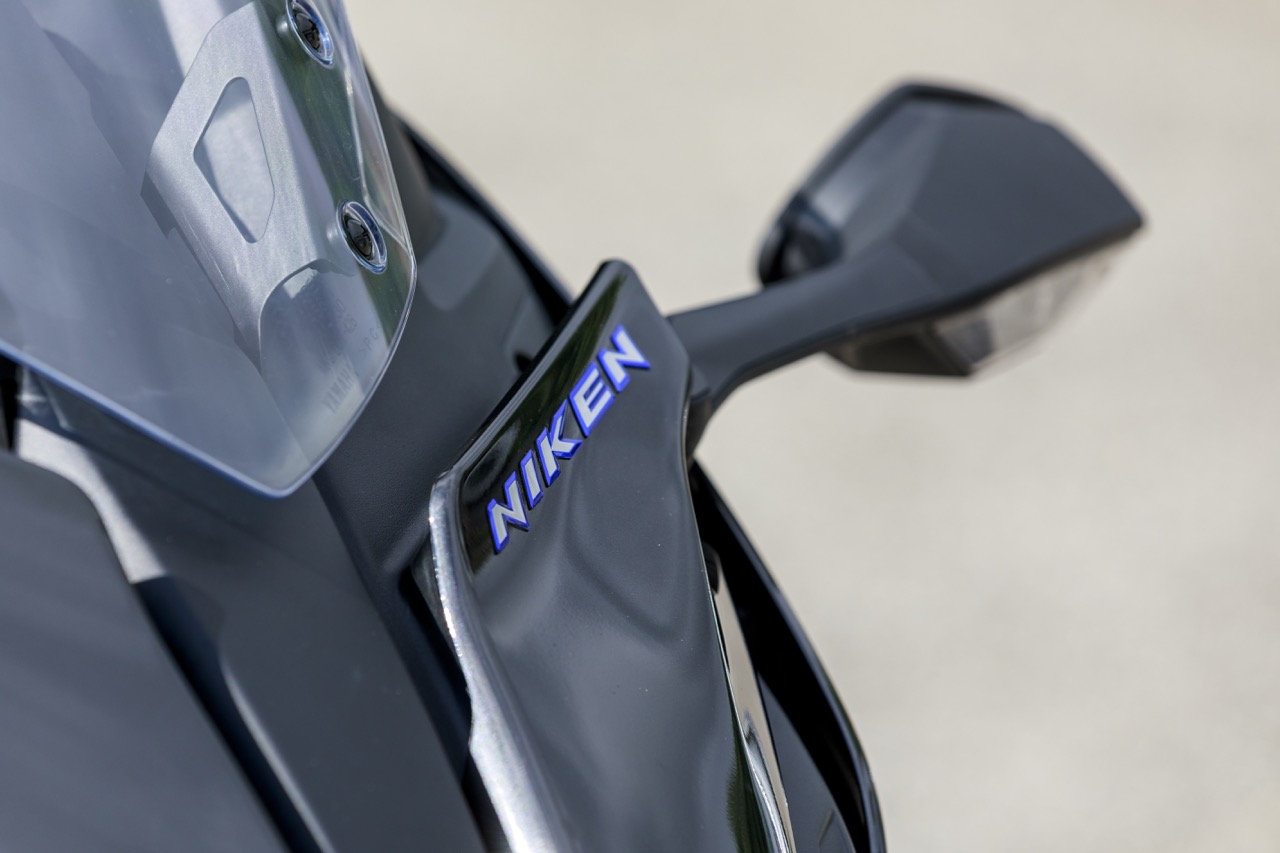 Ensaio Yamaha NIKEN – “Riding the Revolution”