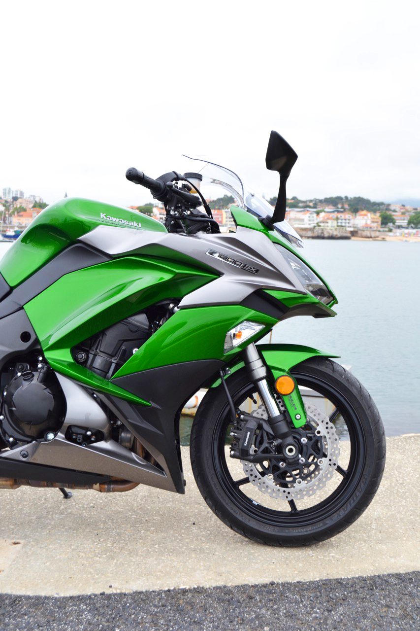 Ensaio Kawasaki Z1000 SX de 2018 – Desportiva ou Turística ? A decisão é sua.