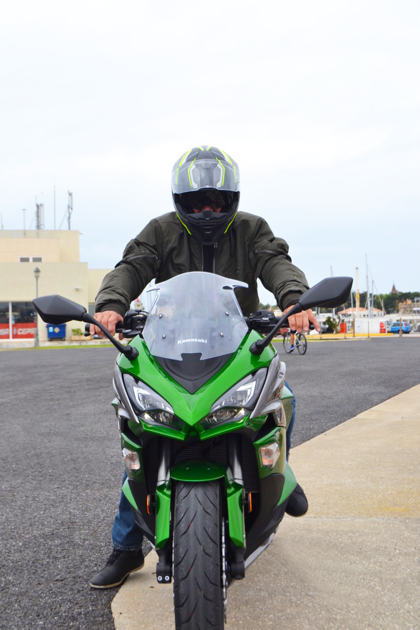 Ensaio Kawasaki Z1000 SX de 2018 – Desportiva ou Turística ? A decisão é sua.