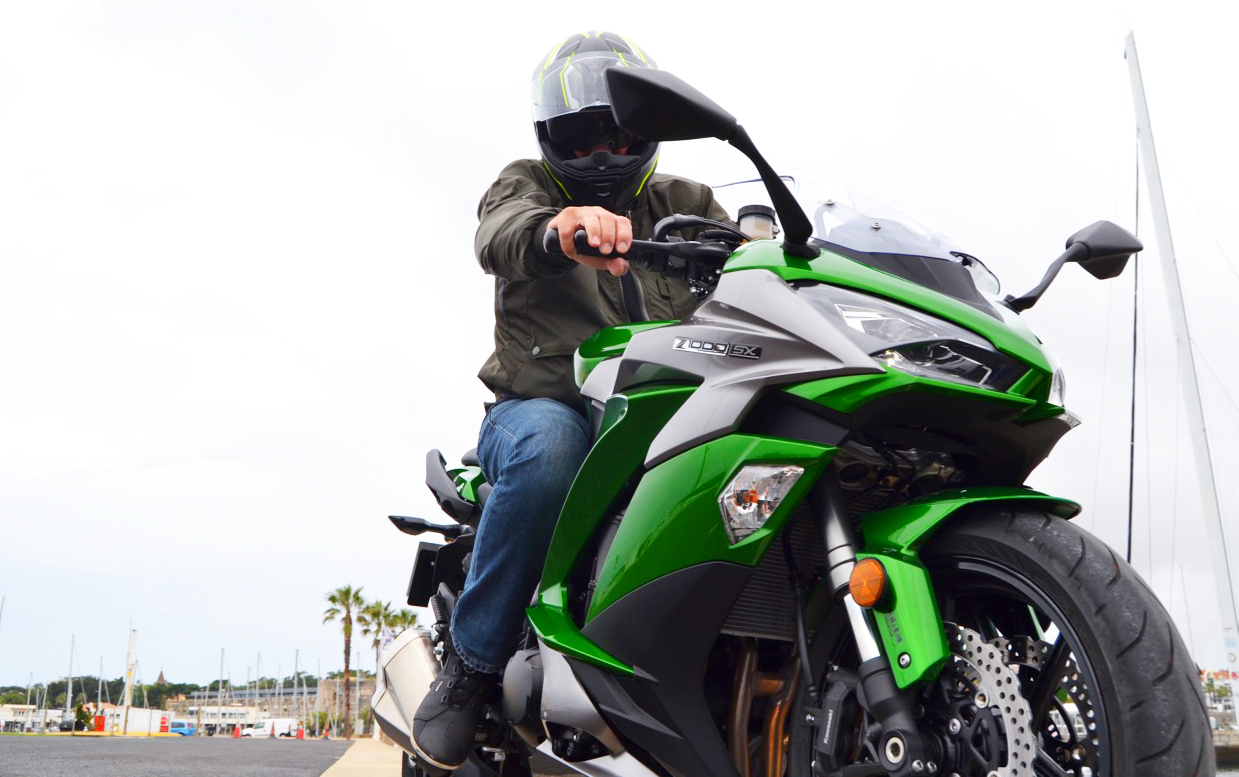 Ensaio Kawasaki Z1000 SX de 2018 – Desportiva ou Turística ? A decisão é sua.