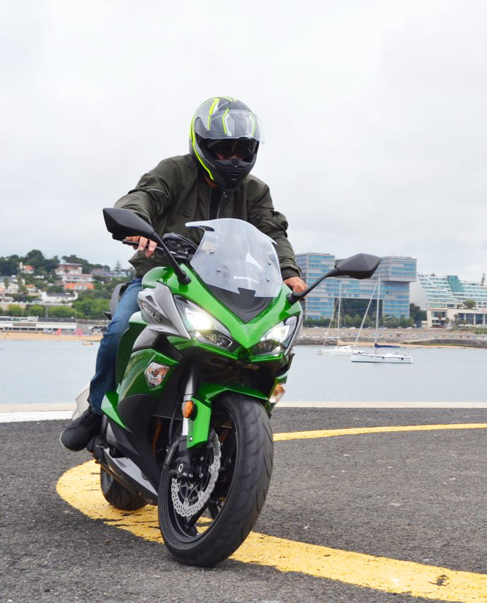 Ensaio Kawasaki Z1000 SX de 2018 – Desportiva ou Turística ? A decisão é sua.