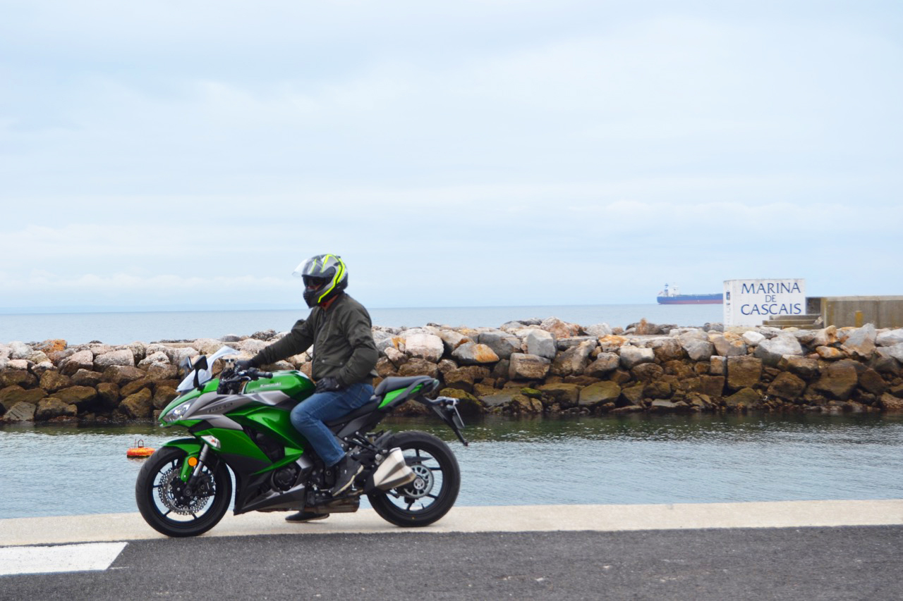 Ensaio Kawasaki Z1000 SX de 2018 – Desportiva ou Turística ? A decisão é sua.