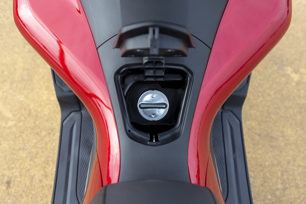 Ensaio Honda PCX 125 de 2018 – Renovar para Liderar