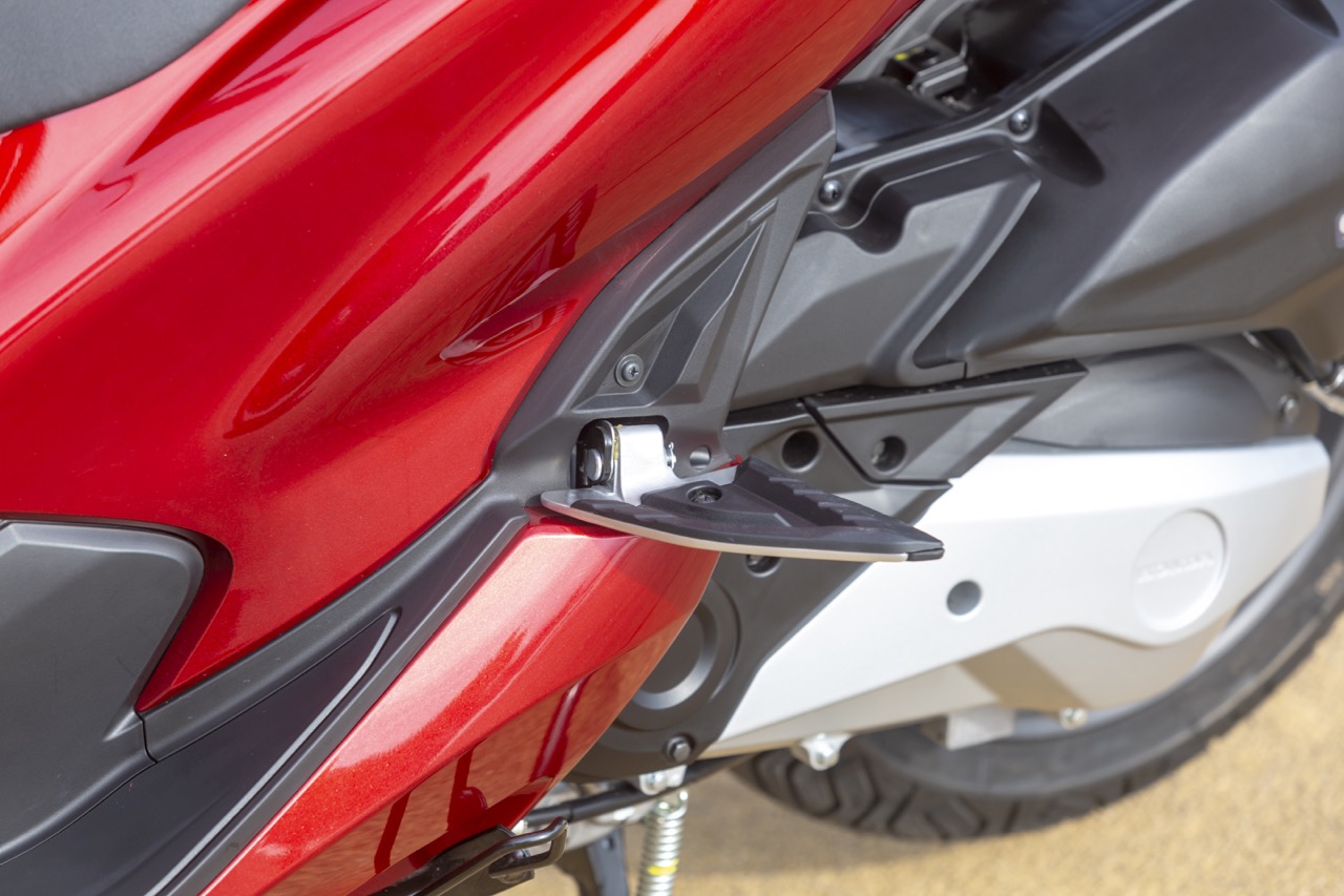 Ensaio Honda PCX 125 de 2018 – Renovar para Liderar