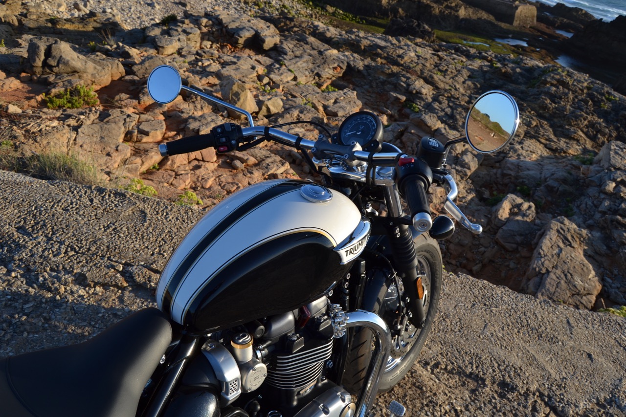 ENSAIO TRIUMPH BONNEVILLE SPEEDMASTER 1200 de 2018