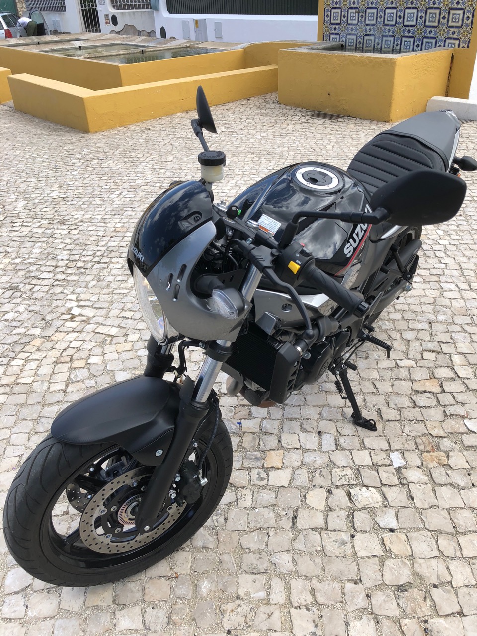 Ensaio Suzuki SV650X 2018 – Prazer máximo de condução no estilo Café Racer
