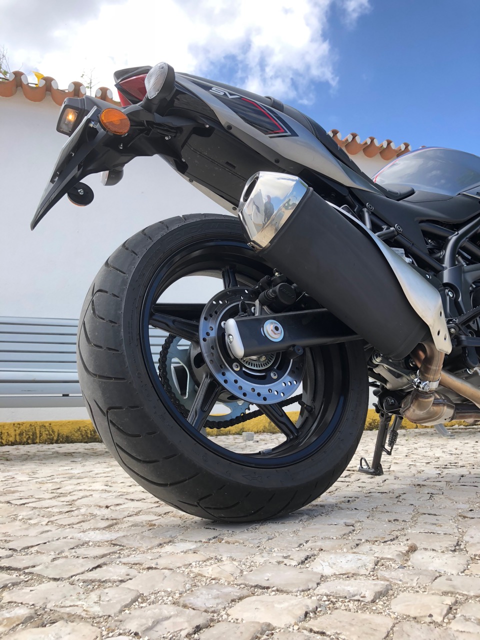 Ensaio Suzuki SV650X 2018 – Prazer máximo de condução no estilo Café Racer