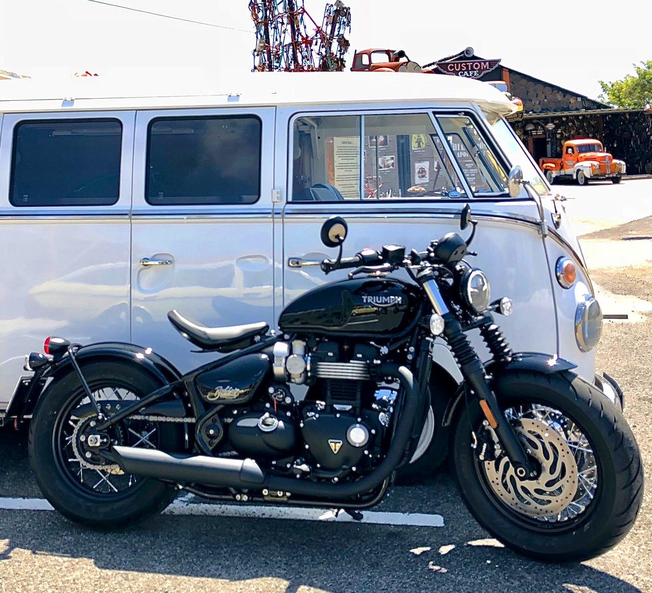 Ensaio Triumph Bobber Black – Com um “Punch” da Pesada