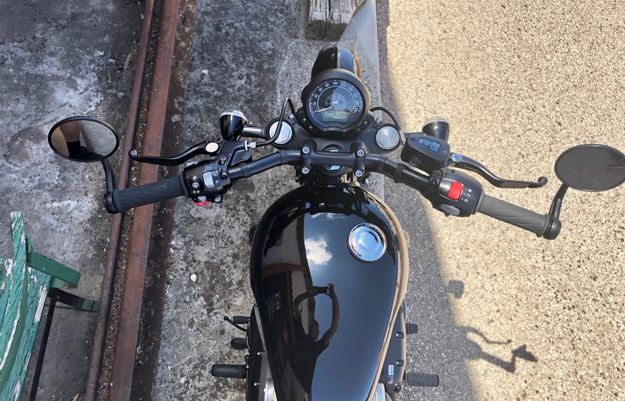 Ensaio Triumph Bobber Black – Com um “Punch” da Pesada