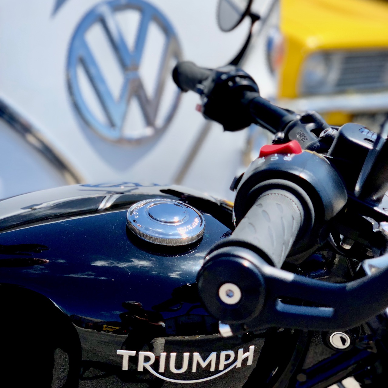 Ensaio Triumph Bobber Black – Com um “Punch” da Pesada