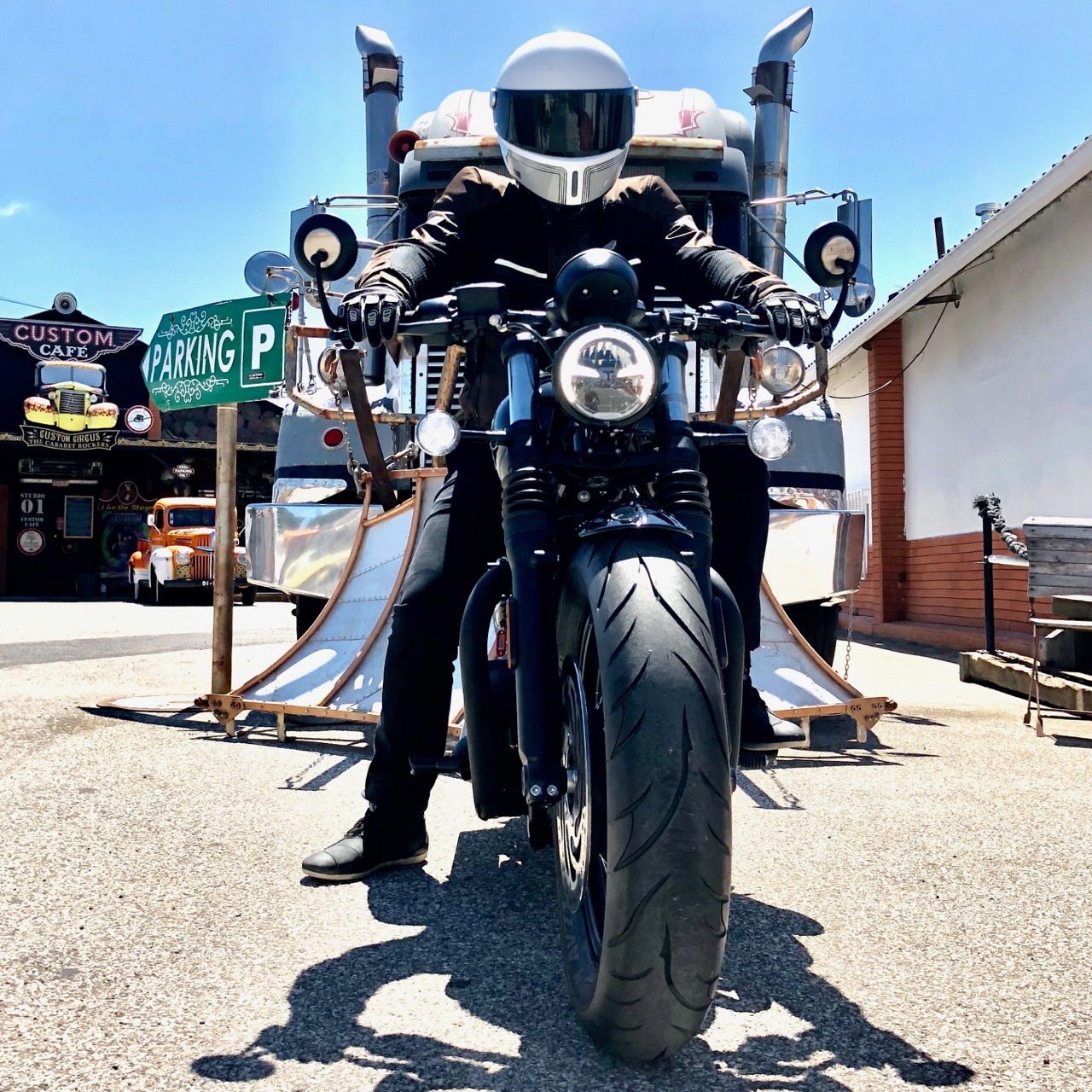 Ensaio Triumph Bobber Black – Com um “Punch” da Pesada