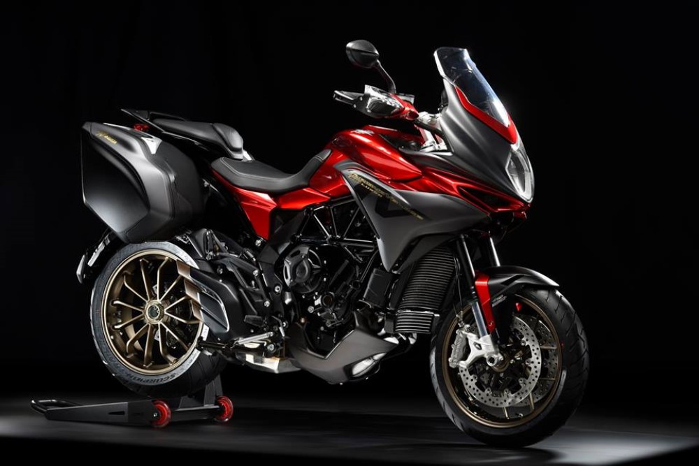 Ensaio MV Agusta Turismo Veloce Lusso 2018 – Uma Sport Turismo “di Lusso”