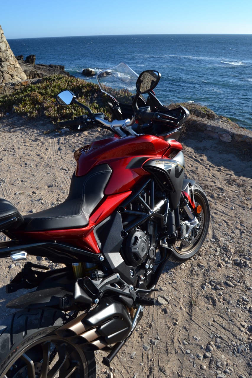 Ensaio MV Agusta Turismo Veloce Lusso 2018 – Uma Sport Turismo “di Lusso”