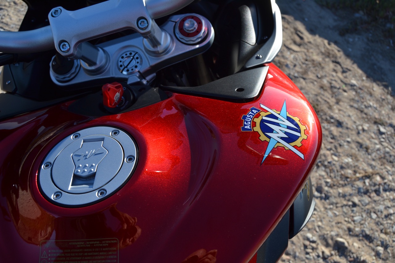 Ensaio MV Agusta Turismo Veloce Lusso 2018 – Uma Sport Turismo “di Lusso”