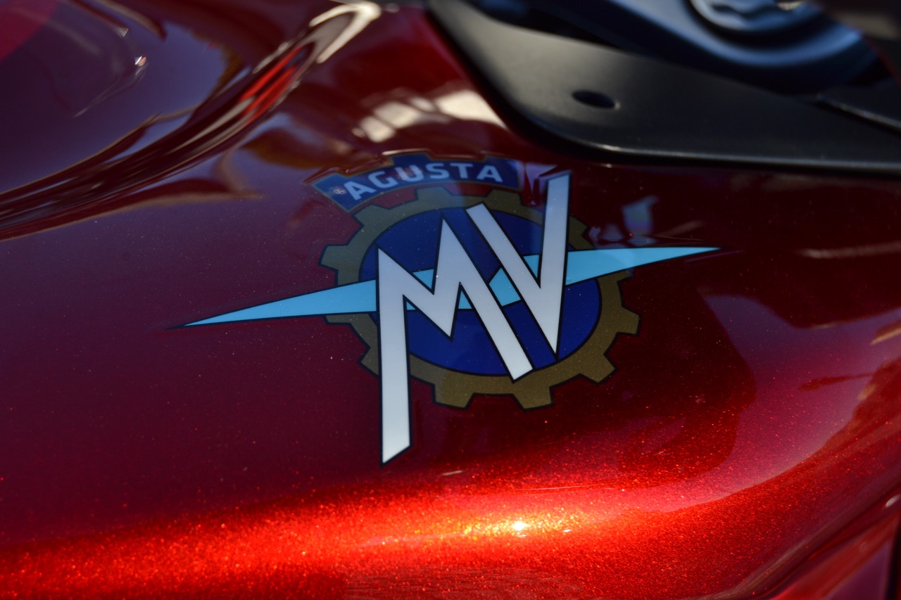 Ensaio MV Agusta Turismo Veloce Lusso 2018 – Uma Sport Turismo “di Lusso”