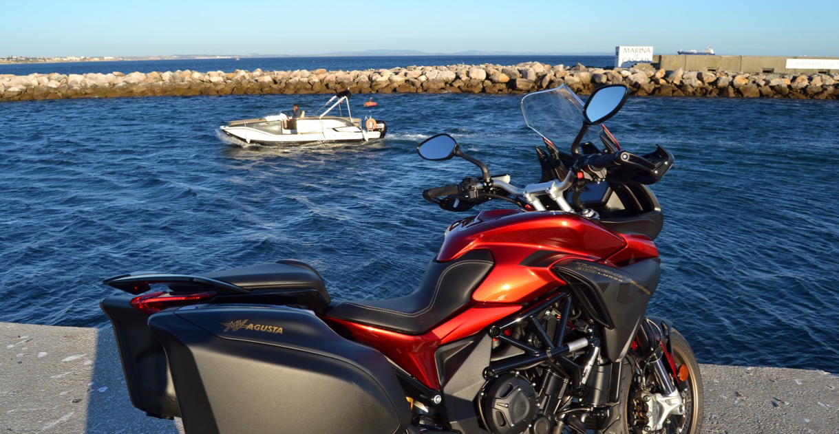 Ensaio MV Agusta Turismo Veloce Lusso 2018 – Uma Sport Turismo “di Lusso”