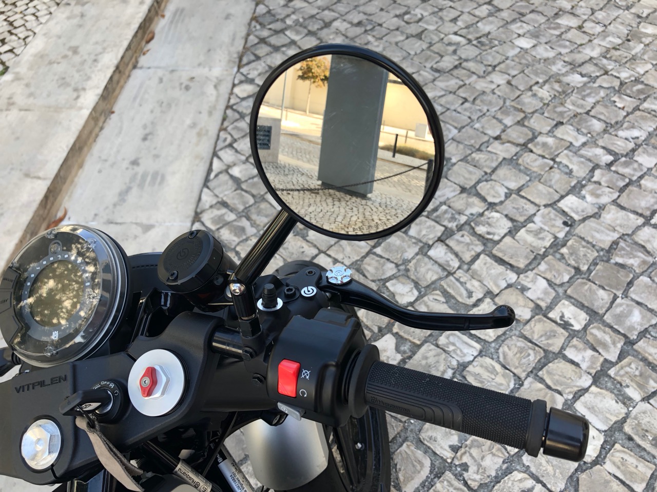 Ensaio Husqvarna Vitpilen 701 – The Flat Track is Back